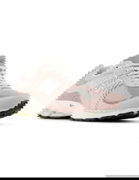 New Balance M2002RFC sports shoes