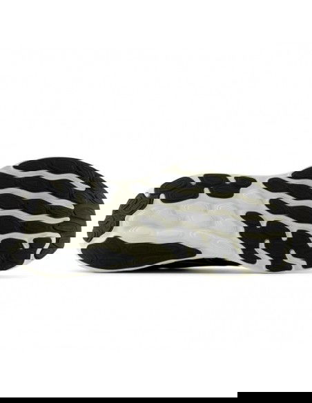 New Balance sports shoes M M680LH8