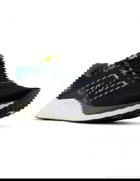 New Balance sports shoes M M680LH8