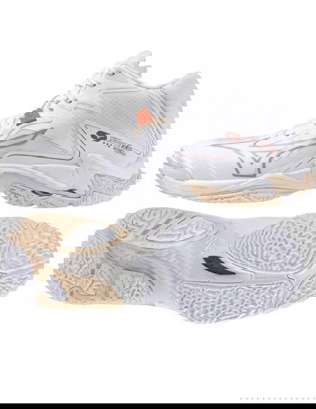 Mizuno WAVE LIGHTNING Z8 MID V1GC240525 shoes