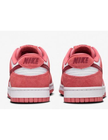 Nike Dunk Low Valentine's Day 2024...