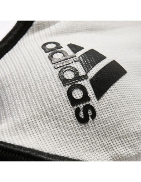 Adidas 651879 ankle football pads