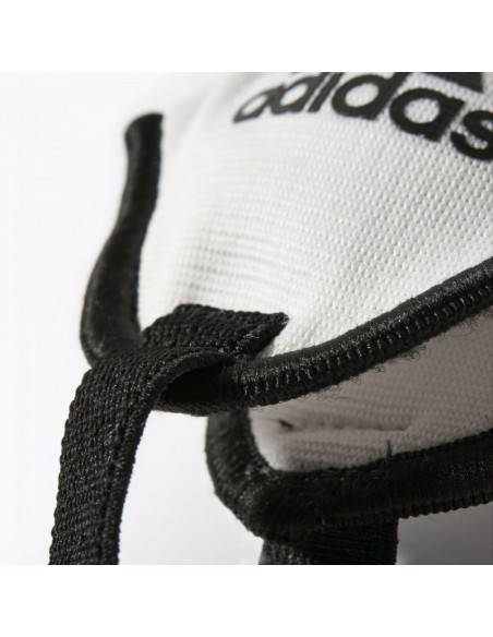 Adidas 651879 ankle football pads