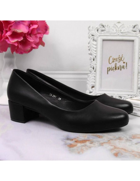 Black Pumps on a block from W Sergio Leone