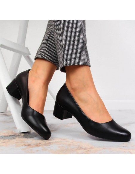 Black Pumps on a block from W Sergio Leone