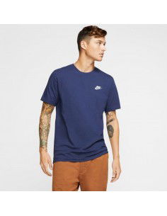 Nike Sportswear Club Tee...