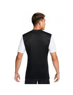 Nike DriFIT Trophy 5 M... 2