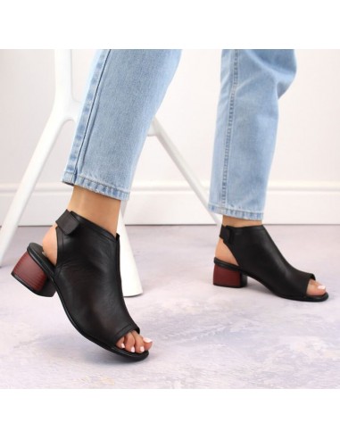 Leather comfortable sandals Remonte W RKR654