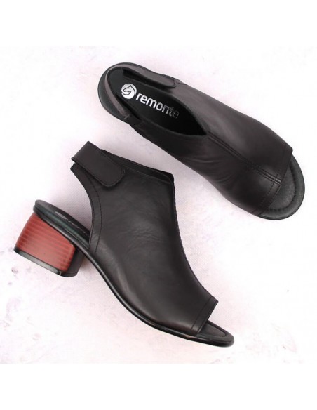Leather comfortable sandals Remonte W RKR654
