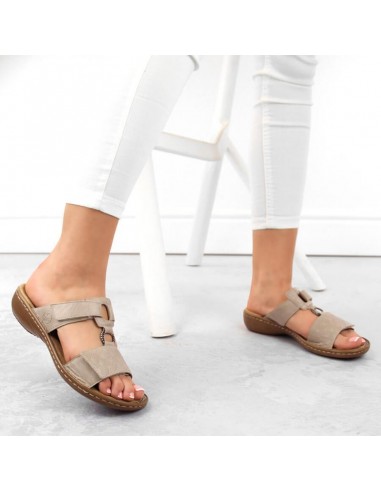 Comfortable Rieker W RKR681 beige flipflops
