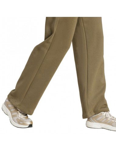 adidas Essentials Small Logo Feel...