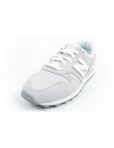 New Balance Sneakers W... 2