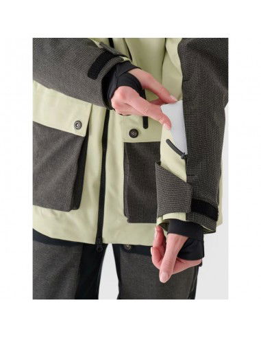 Women's 10000 membrane snowboard...