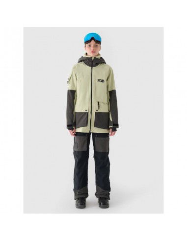 Women's 10000 membrane snowboard...