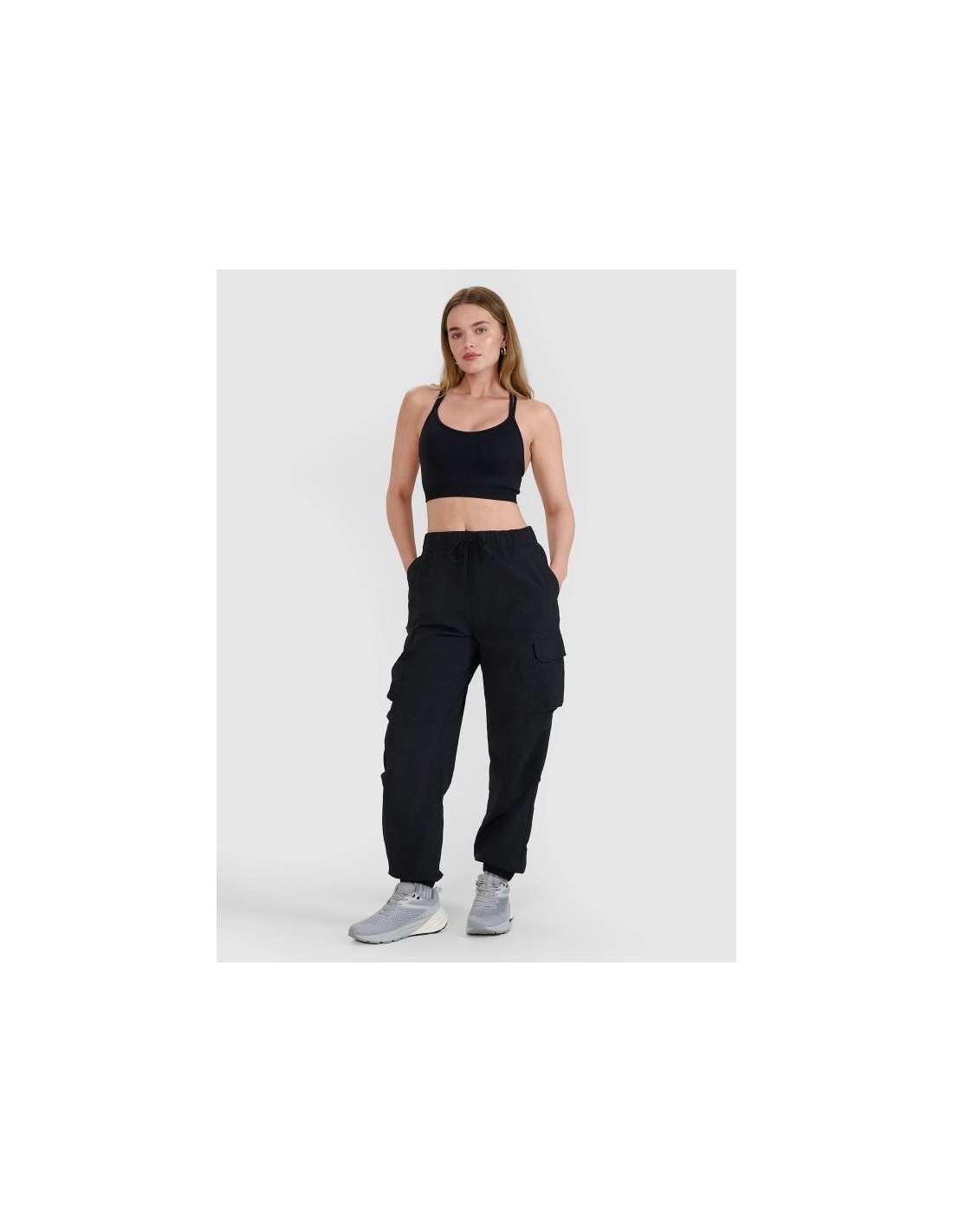 4F Women's casual cargo pants 4F 4FRSS25TTROF145220S