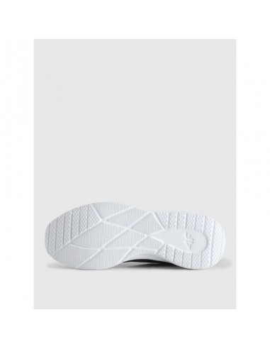 Children's sports shoes with a...