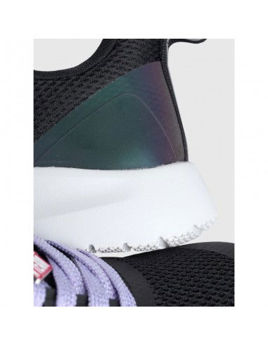 Children's sports shoes with a...