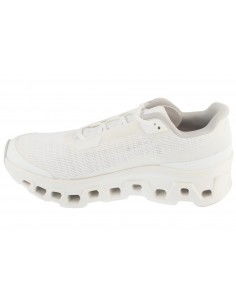 On Cloudmonster Void... 2