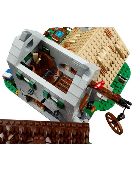 LEGO Icons 10332 Medieval Town Square