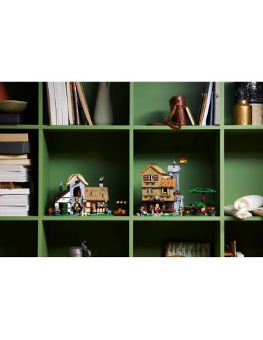 LEGO Icons 10332 Medieval Town Square