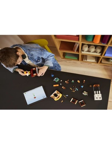 LEGO Minecraft 21273 Balloon Ghast Village Attack