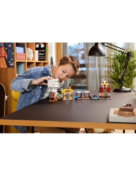 LEGO Minecraft 21273 Balloon Ghast Village Attack