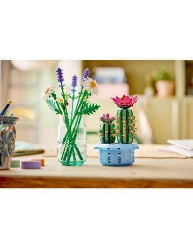 LEGO Botanical 11509 Blooming Cactus in a Pot