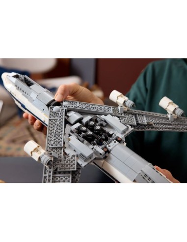 LEGO Icons 10360 Shuttle Carrier