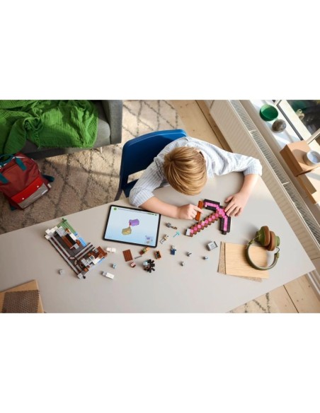 LEGO Minecraft 21277 Pickaxe Mine