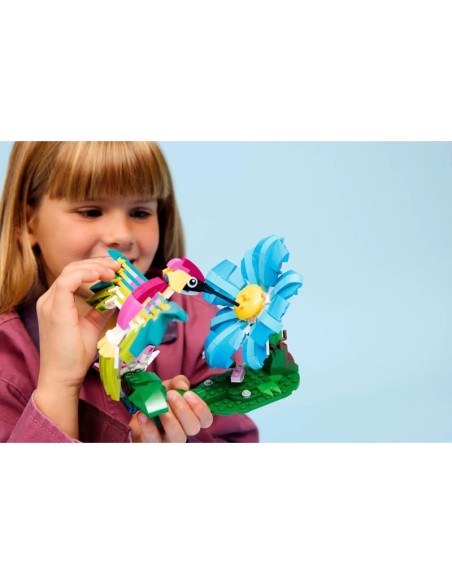LEGO Creator 31384 Wild Animals Colorful Hummingbird