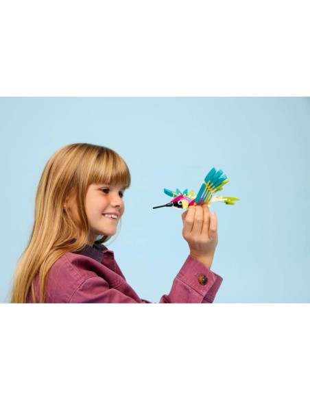 LEGO Creator 31384 Wild Animals Colorful Hummingbird