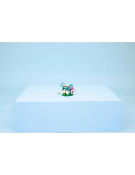 LEGO Creator 31384 Wild Animals Colorful Hummingbird