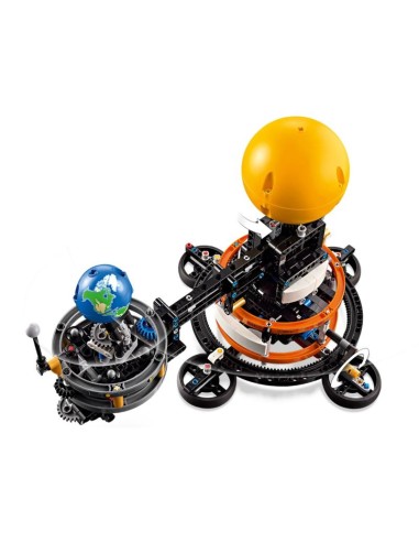 LEGO Technic 42179 Planet Earth and Moon in Orbit