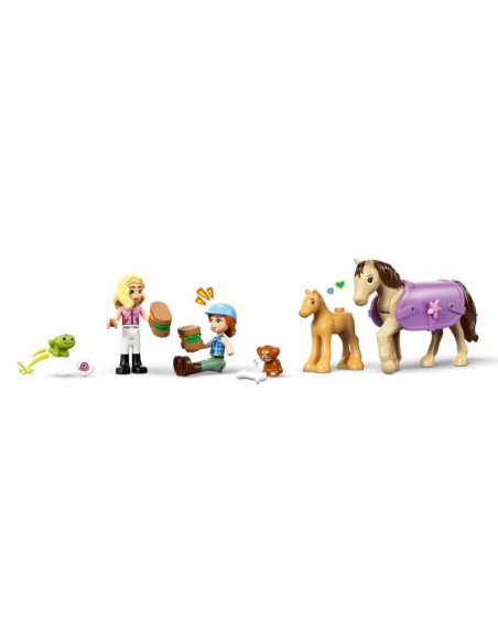 LEGO Friends 42695 Foal Trailer
