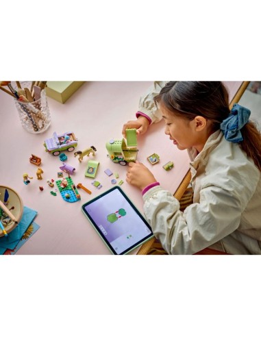 LEGO Friends 42695 Foal Trailer