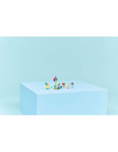 LEGO Friends 42692 Ice Cream and Balloon Stand