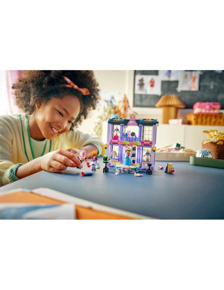 LEGO Friends 42685 Heartlake Fashion Show