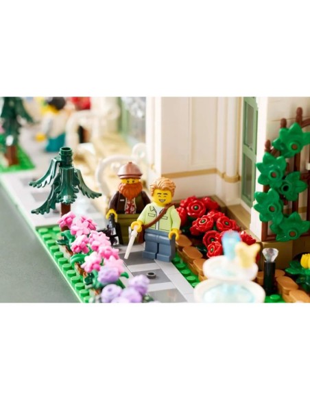 LEGO Ideas 21353 Botanical Garden