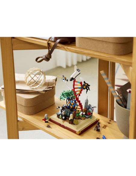 LEGO 21355 Ideas The Evolution of Science