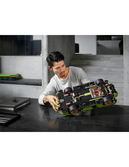 LEGO TECHNIC 42115 Lamborghini Sian FKP 37