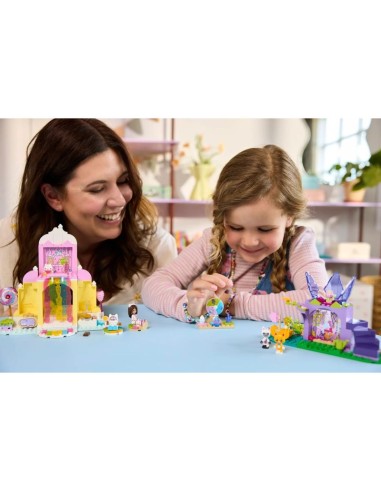 LEGO Gabi's Cat House 11205 Sweet Mountain and Kitty's Garden