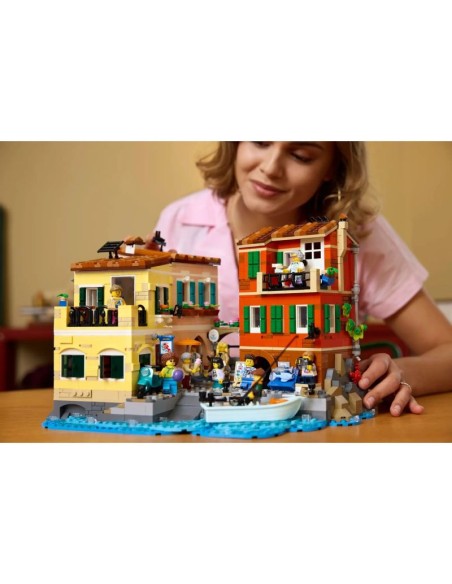 LEGO Ideas 21359 Italian Riviera