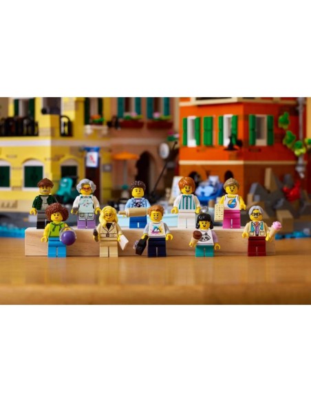 LEGO Ideas 21359 Italian Riviera