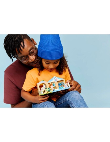 LEGO Friends 42696 Veterinary Clinic