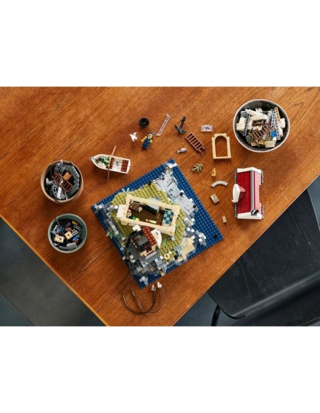 LEGO Ideas 21335 Motorized Lighthouse