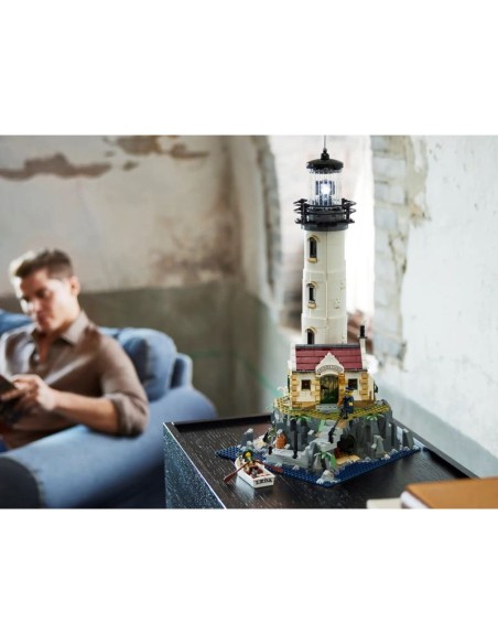 LEGO Ideas 21335 Motorized Lighthouse