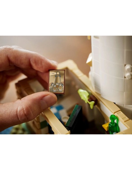 LEGO Ideas 21335 Motorized Lighthouse