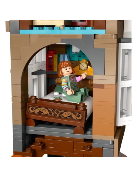 LEGO Harry Potter 76437 The Burrow Collector's Edition