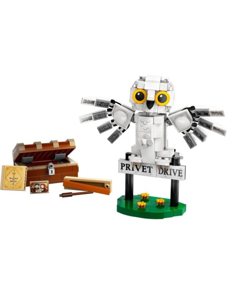 LEGO Harry Potter 76425 Hedwig Visits 4 Privet Drive
