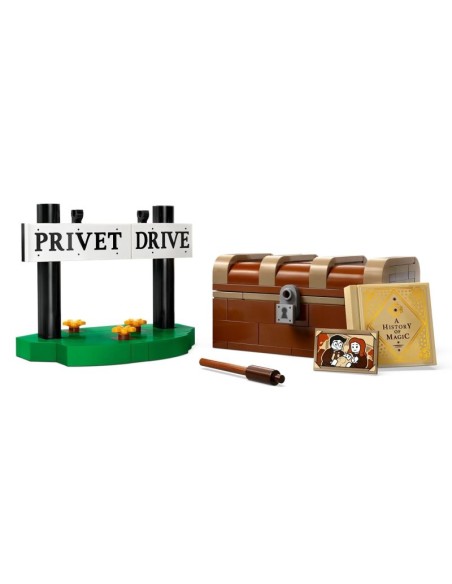 LEGO Harry Potter 76425 Hedwig Visits 4 Privet Drive